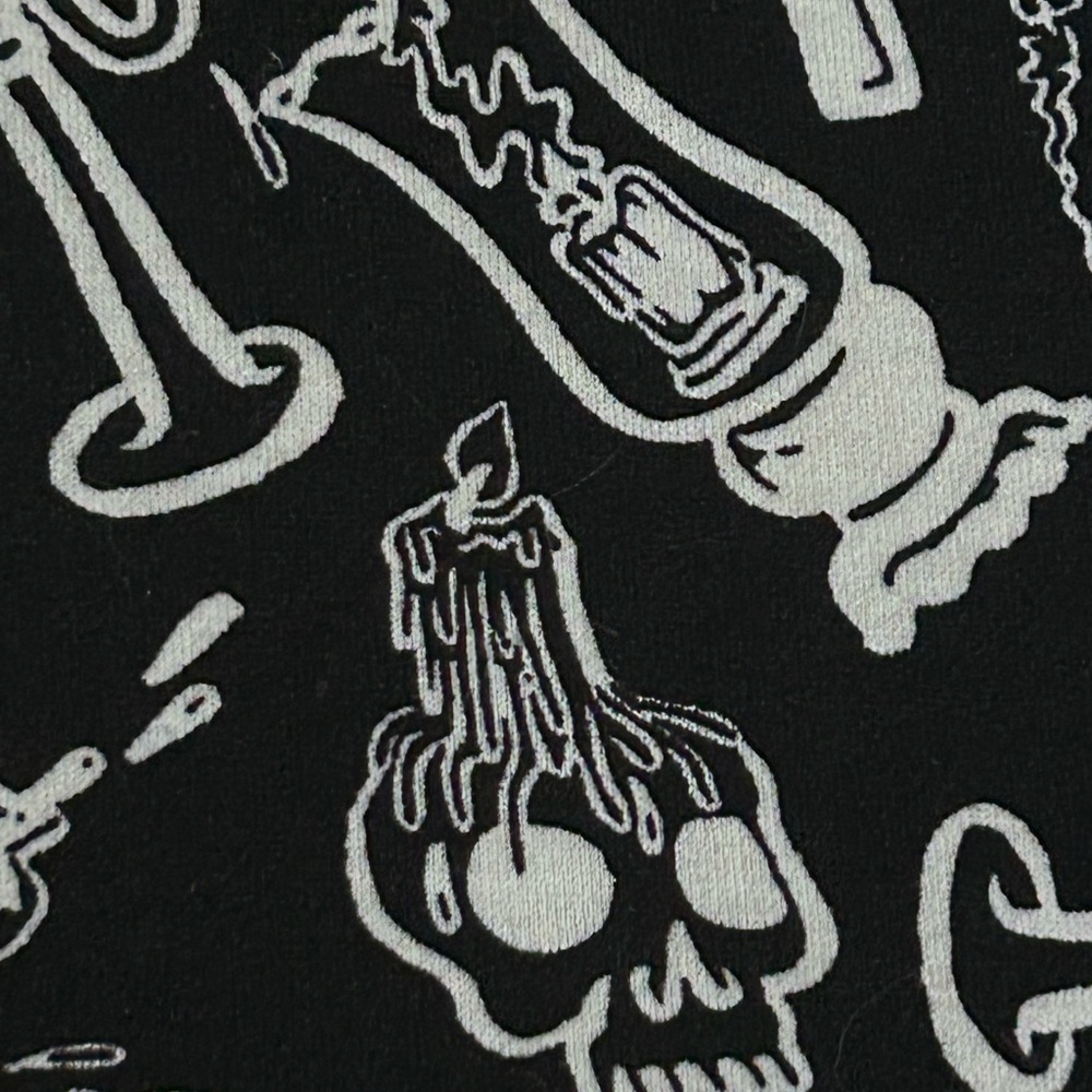 LuLaRoe | Cassie Skull Candle Ringer Tee